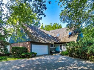 1212 Hohlfelder Rd, Glencoe, IL 60022