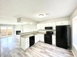 723 SW Liggett Rd APT D, Blue Springs, MO 64015