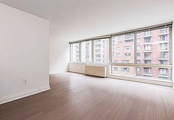 5th image of 240 E 86th St APT 9K