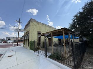 100 W Chestnut St #1, Denison, TX 75021