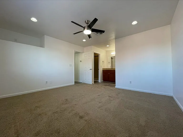 6229 E Greenway St — Photo 11