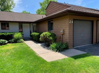 24 Ashley Cir, Commack, NY 11725
