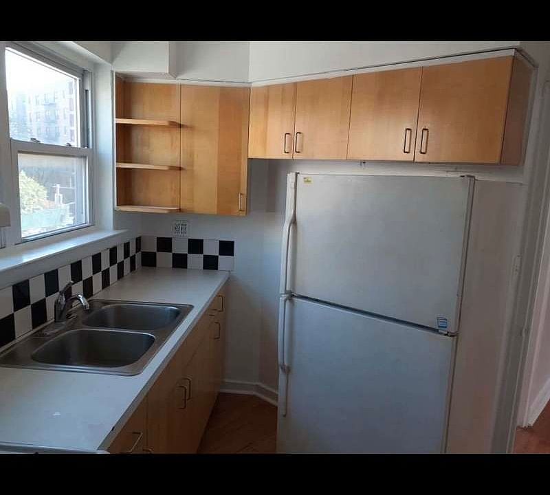 1st image of 40-11 Greenpoint Ave #4J