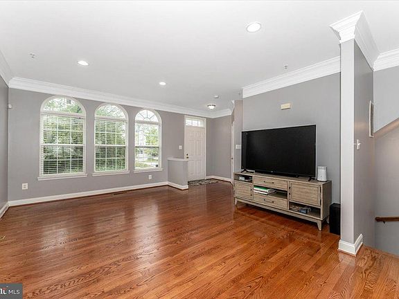 4th image of 23628 Public House Rd