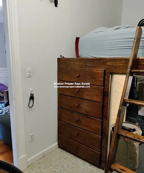290 Newbury St #1R — Photo 6