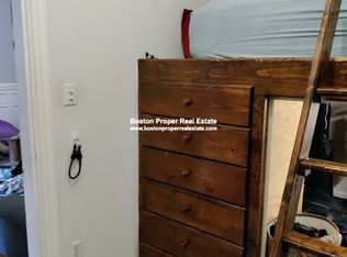 290 Newbury St APT 1, Boston, MA 02115