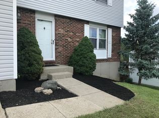 224 Heathrow Ct, Hamilton, OH 45013