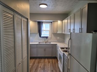 1430 Chestnut St, Columbus, IN 47201