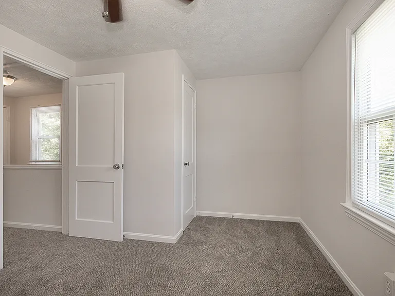 21350 Priday Ave — Photo 19