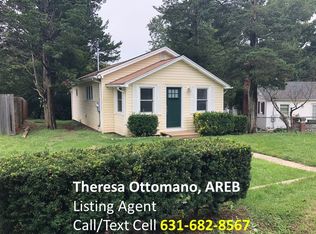 34 Tulip Rd, Rocky Point, NY 11778