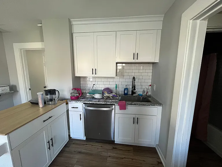 114 Thomas St #2 — Photo 16