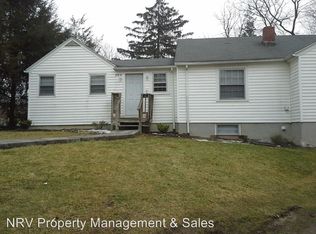 118 Hearthstone Dr #A, Blacksburg, VA 24060