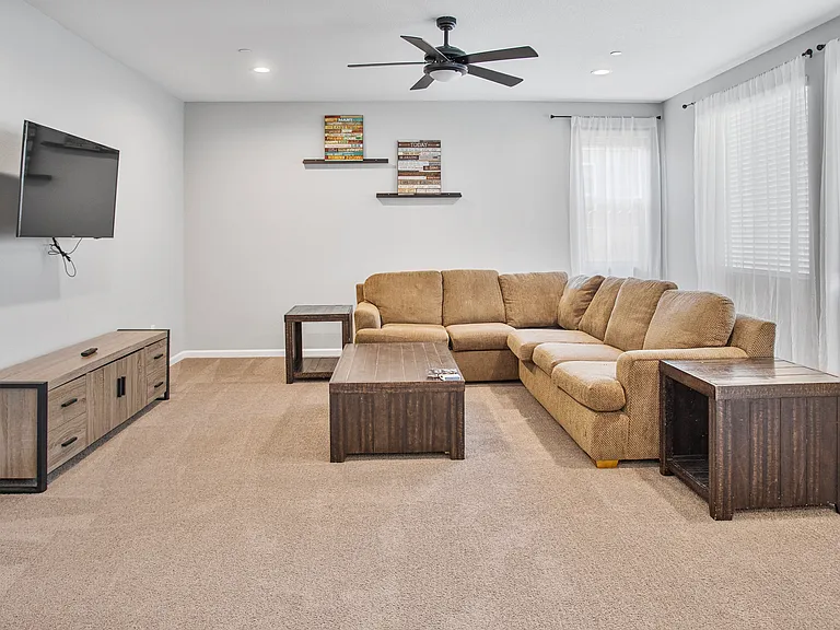 419 Daffodil Dr #2 — Photo 25