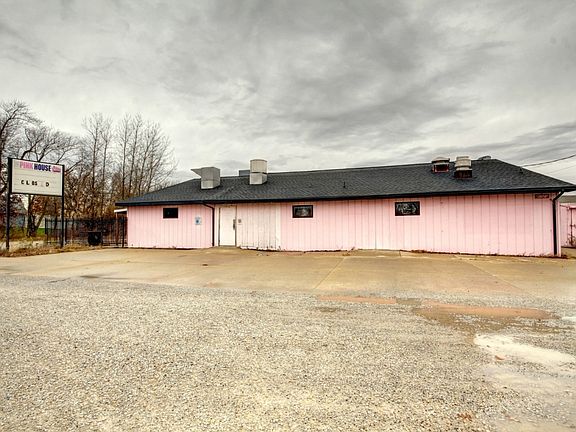 3rd image of 2698 E County Road 1600n
