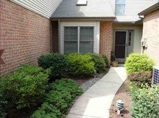 69 Leearden Rd, Hershey, PA 17033