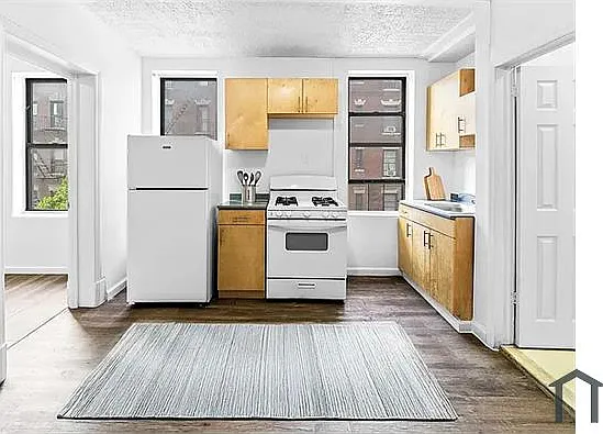 1 bed, 700 sqft, $2,762 — Photo 2
