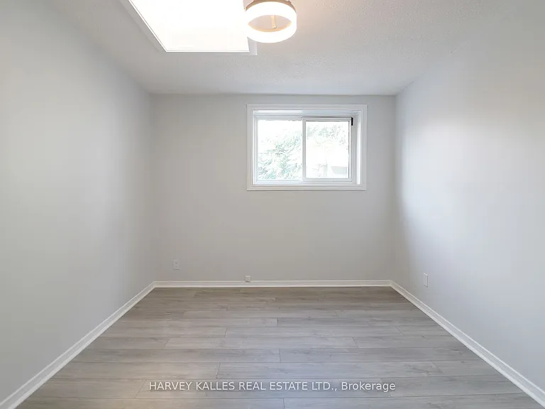 201 Augusta Ave #C — Photo 10
