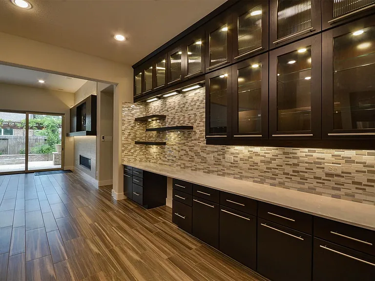 5911 Vineyard Creek Ln — Photo 15