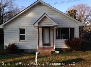 359 Fitch Dr, Mebane, NC 27302