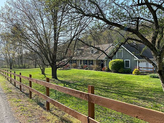 Plenty of road frontage