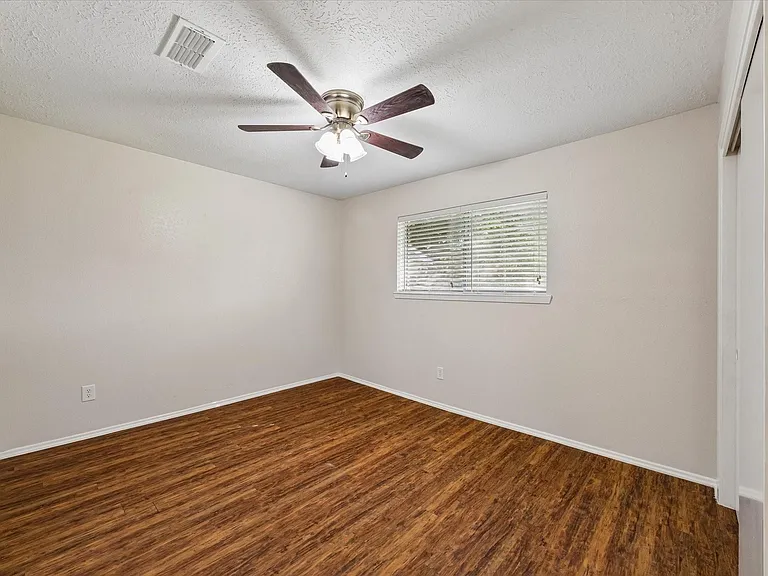 17134 Barcelona Dr — Photo 22
