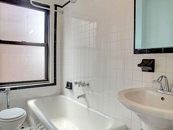 4th image of 785 W End Ave APT 9A