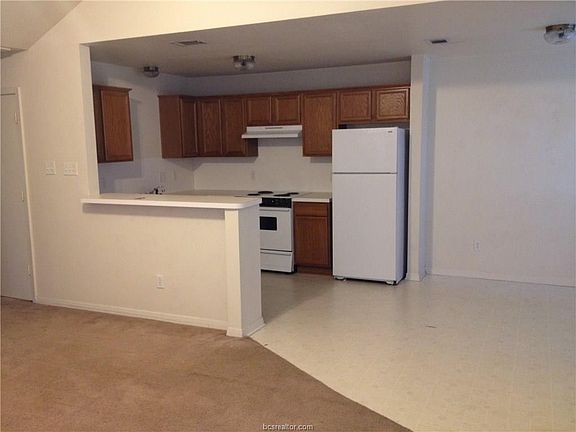 2nd image of 2311 Pintail Ln