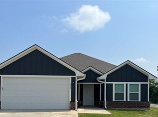 902 Westgate Ave, Durant, OK 74701