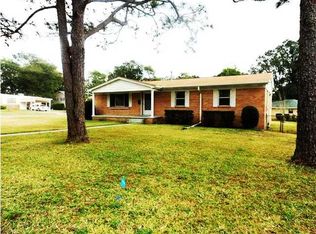 825 Berkley Dr, Pensacola, FL 32503
