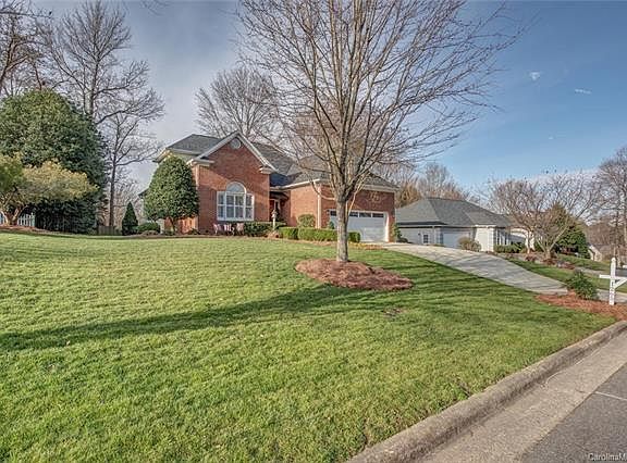 2nd image of 1265 Plantation Trl