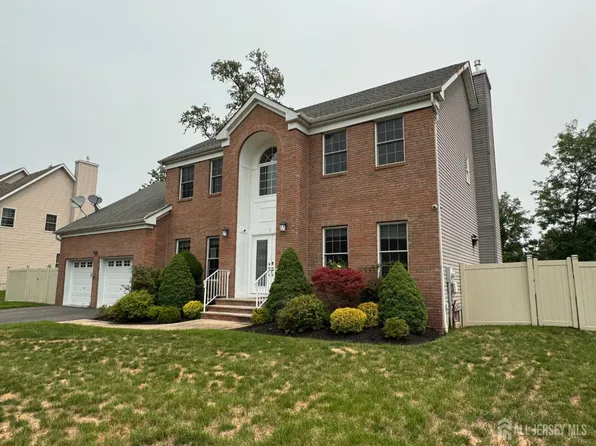9 Trista Way, South Plainfield, NJ 07080