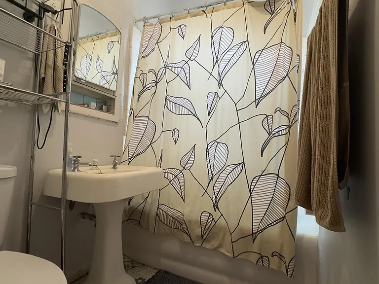 2929 W McLean Ave #2E — Photo 9