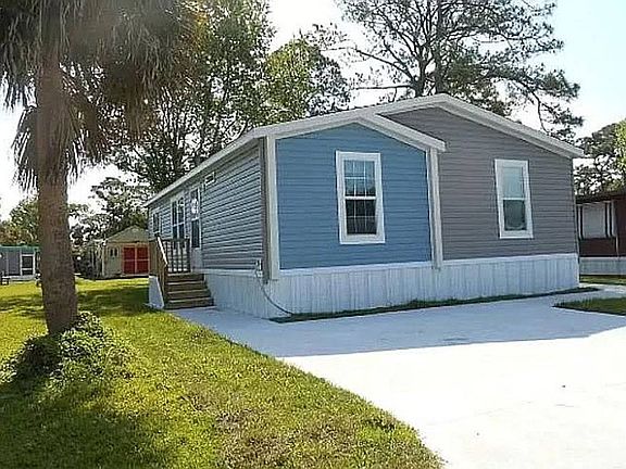 2nd image of 57 Phyllis Dr
