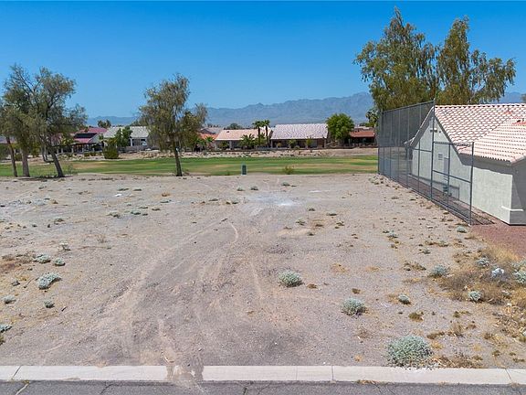 3rd image of 5605 S Club House Drive