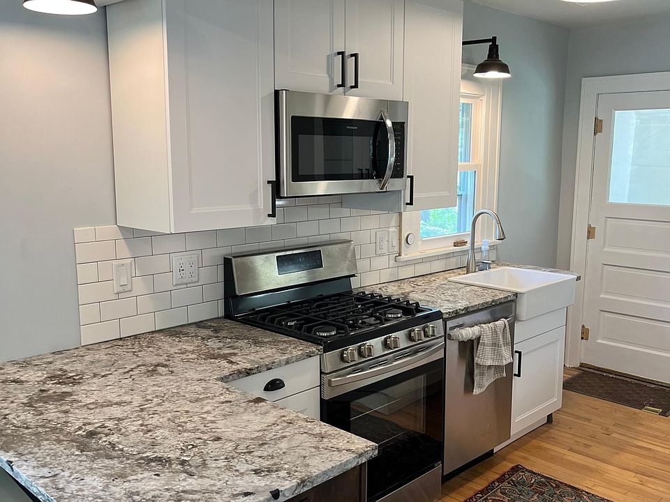 1st image of 2625 38th Ave S