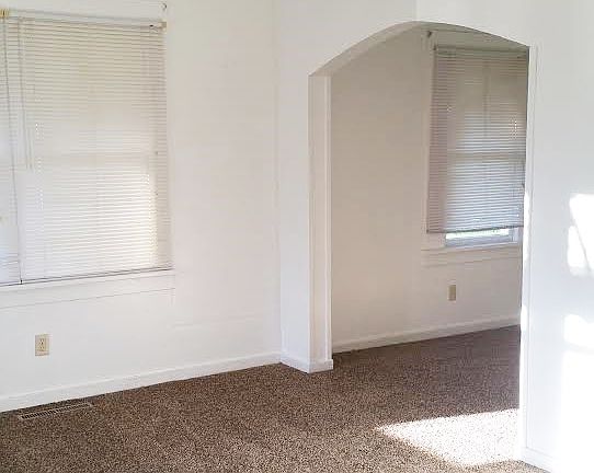 2nd image of 630 S 1st Ave W