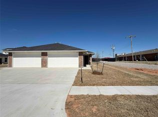 12213 SW 2nd St #12212, Yukon, OK 73099