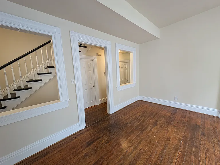 2115 E Marshall St #A — Photo 11