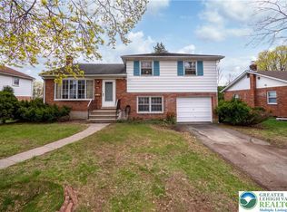2432 W Congress St S, Allentown, PA 18104