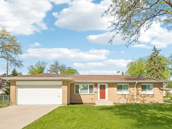 866 Clark Ln, Des Plaines, IL 60016
