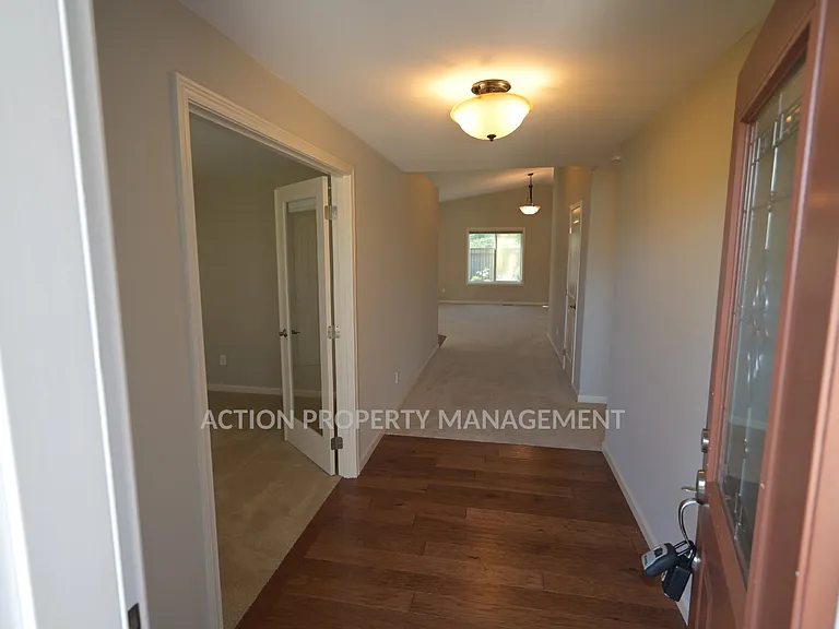 41 W Lobelia Dr — Photo 3