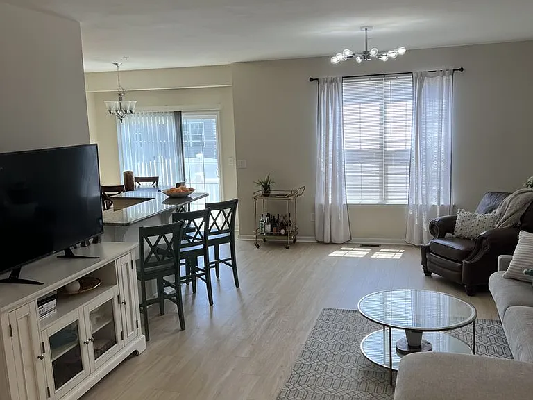 5380 Jutland Rd — Photo 3