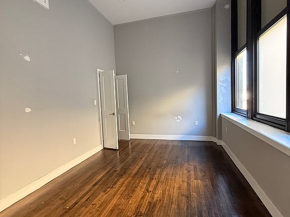 2nd image of 1509 S 17th St #307