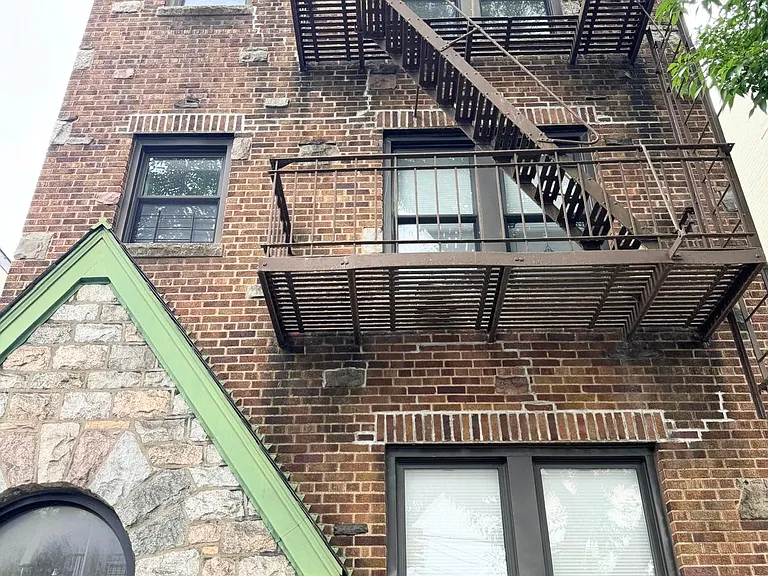 62-55 Forest Ave #1C — Photo 17