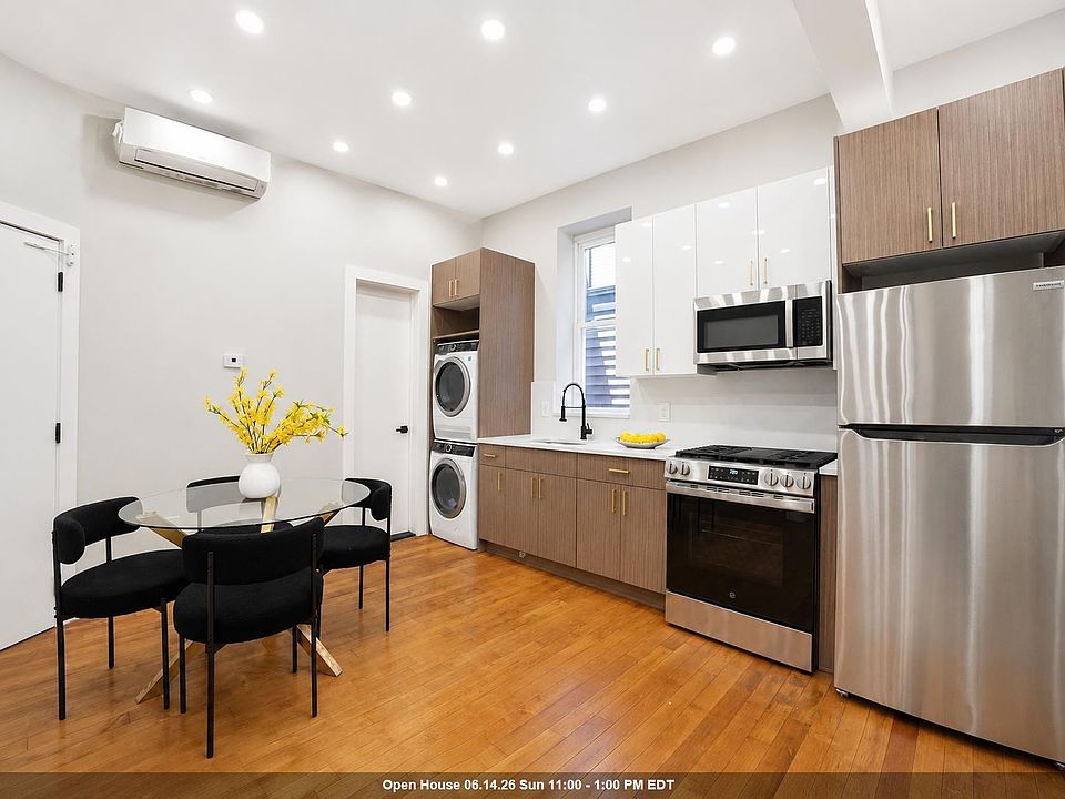 1st image of 127 Van Horne St #1