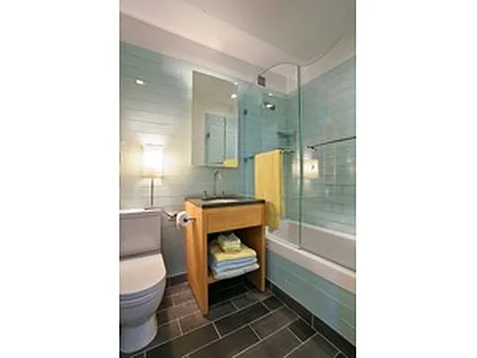Rented by Corcoran | media 59