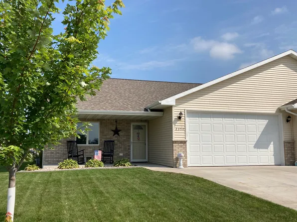 2354 Jacobsen Rd, Neenah, WI 54956