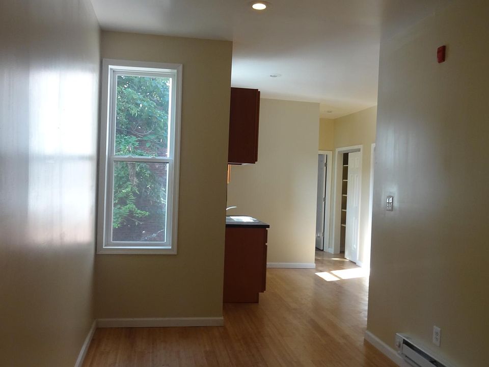 1st image of 4542 Wayne Ave Floor 2