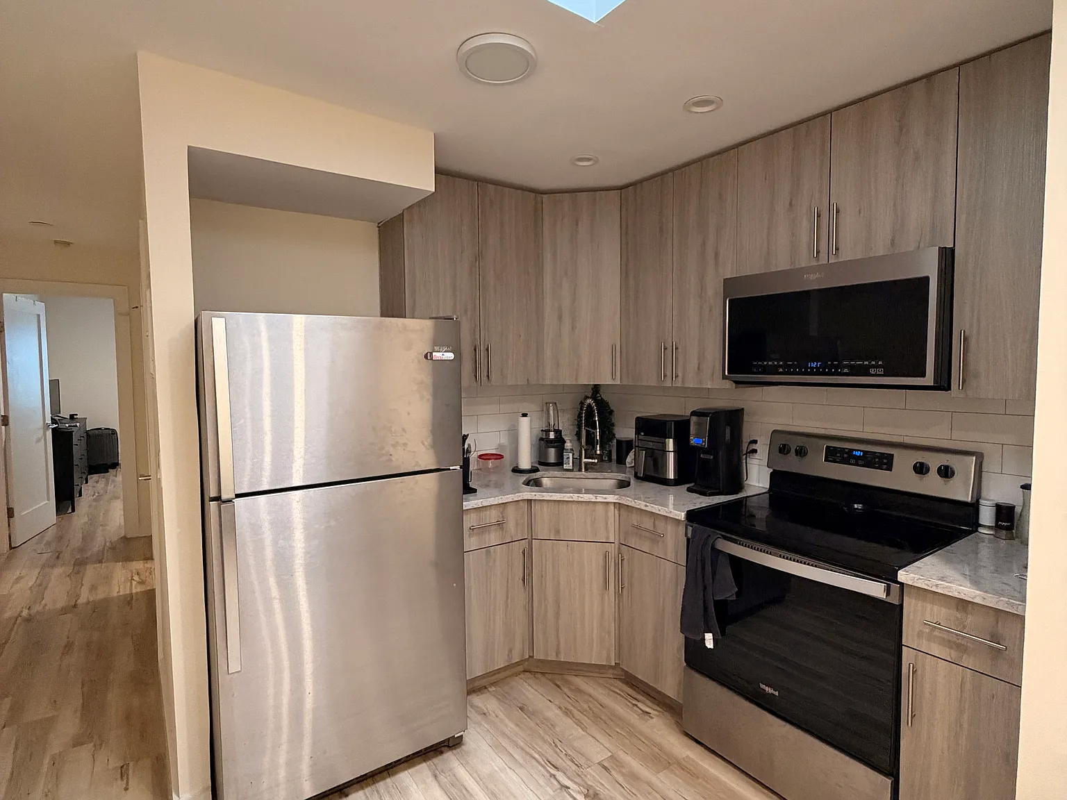 1 bed, $2,700 — Photo 2