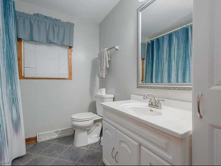 8311 Parkford St NW — Photo 13